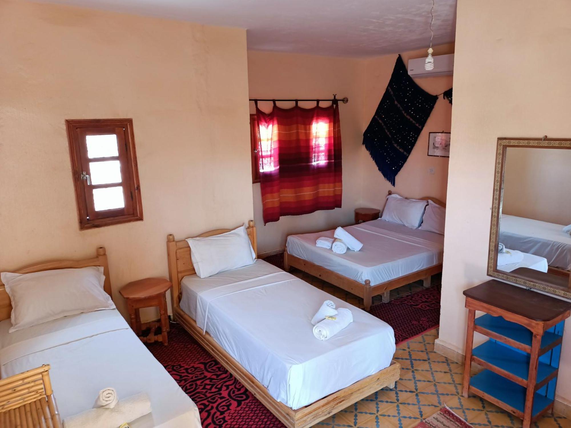 Hotel Riad Oasis Merzouga Exteriör bild