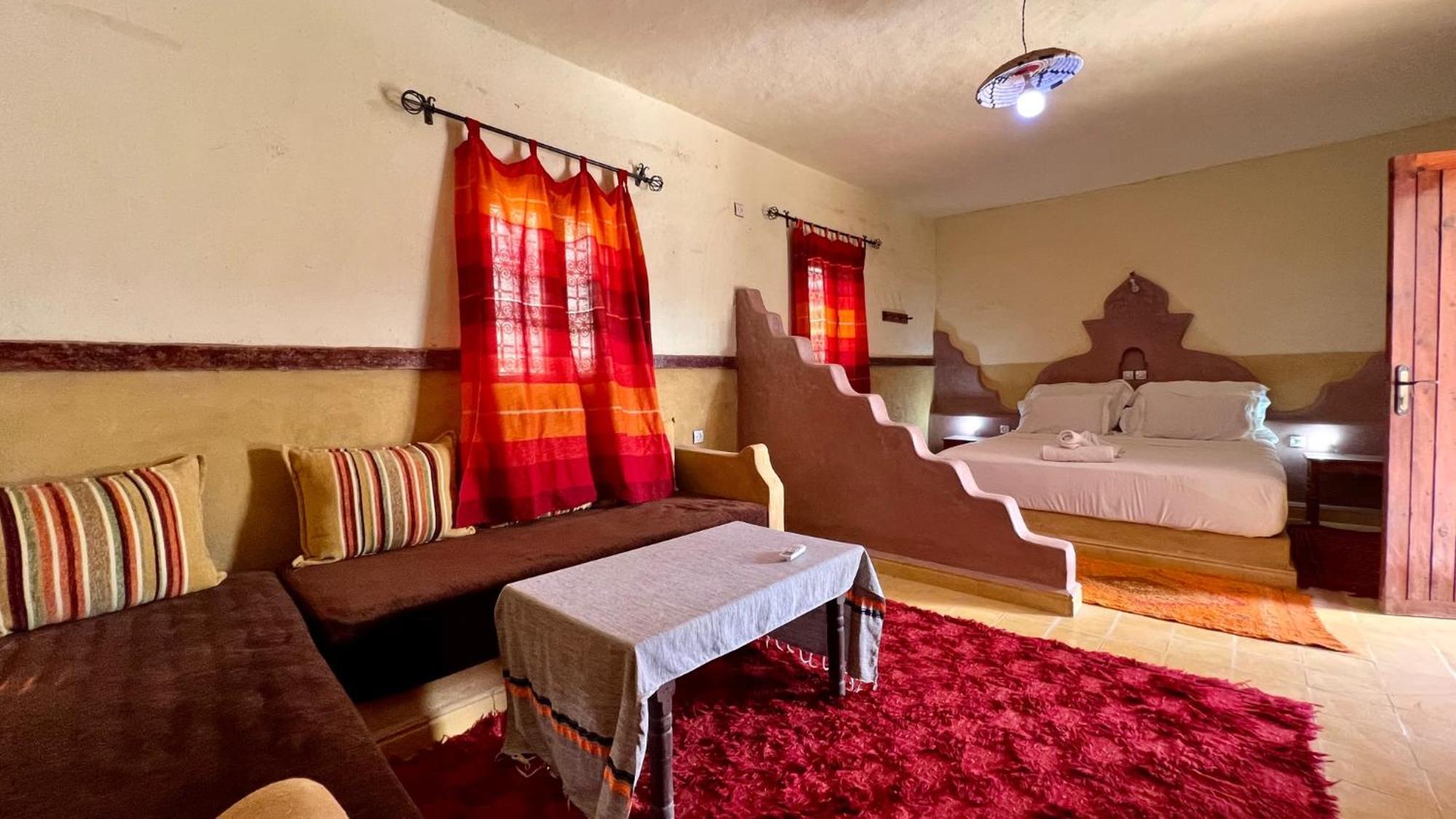 Hotel Riad Oasis Merzouga Exteriör bild