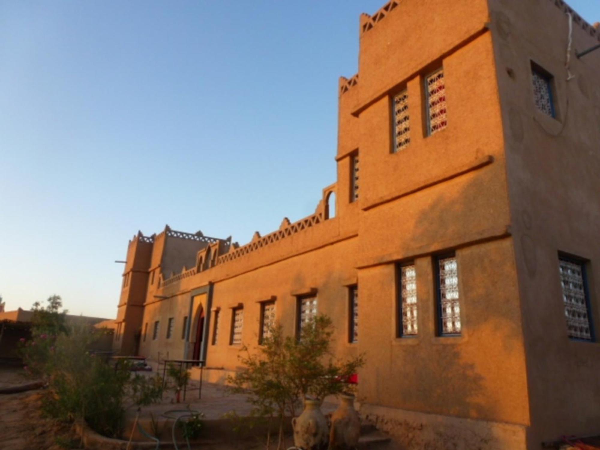 Hotel Riad Oasis Merzouga Exteriör bild